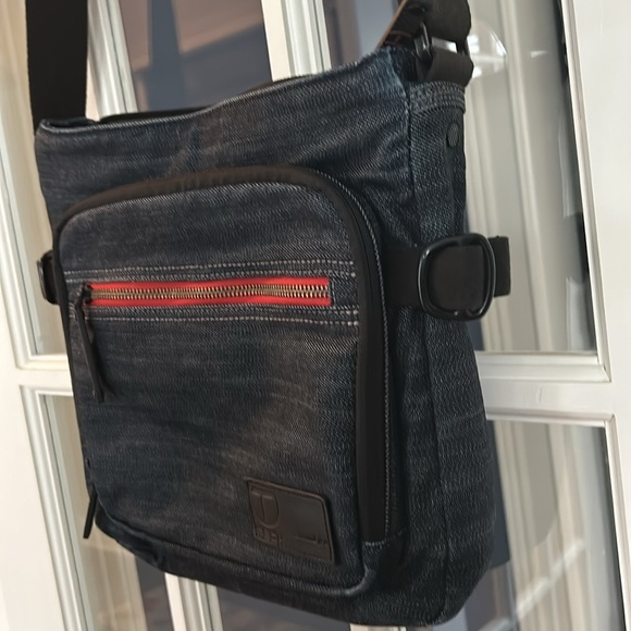 T-Tech Tumi Unisex Denim Crossbody - Picture 5 of 6